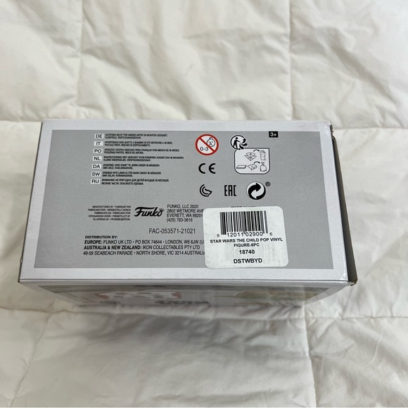 Pop! The Child with Bag - Picture 2 of 6